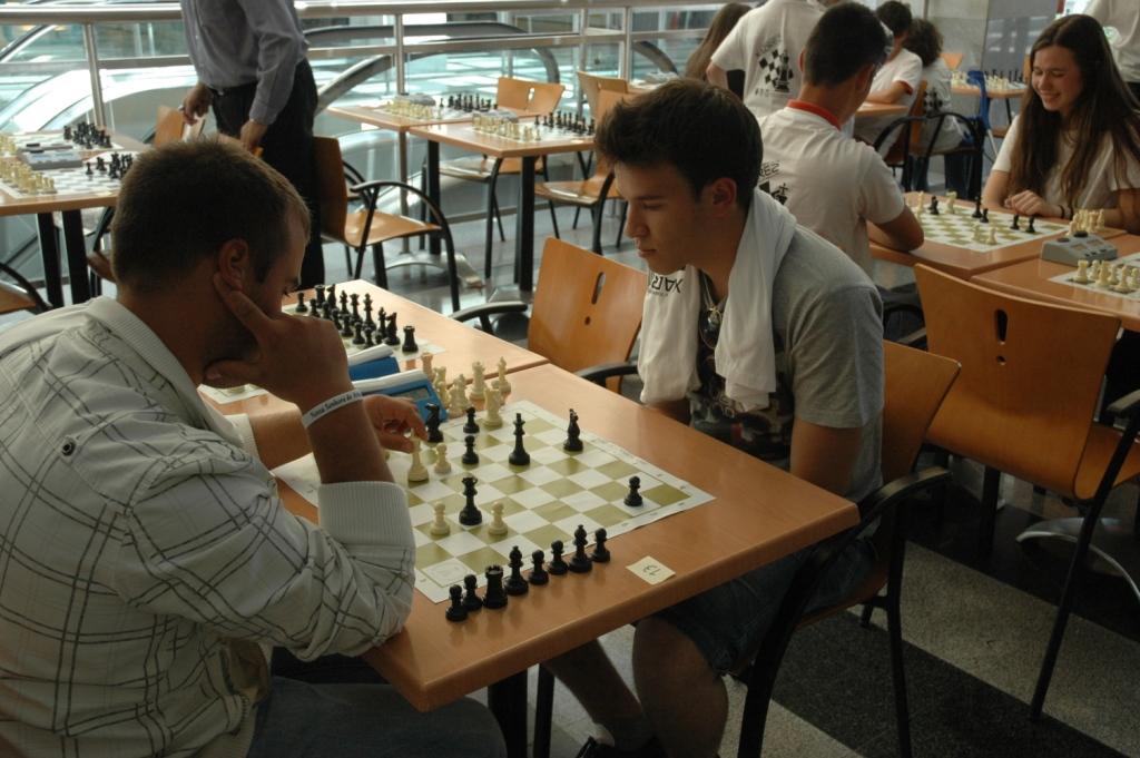 Xadrez ganha cada vez mais adeptos nas escolas