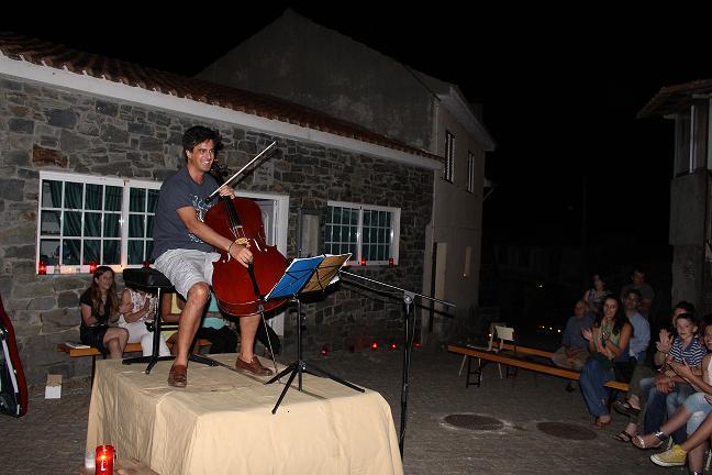 Cidões é palco de concerto de música clássica à luz das velas