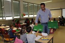 Crianças brigantinas recebem pela primeira vez material escolar