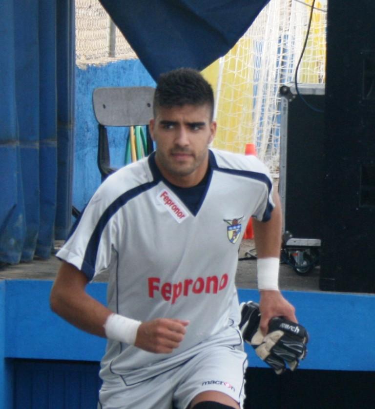 Nélson Gomes deverá manter a titularidade frente ao Vieira