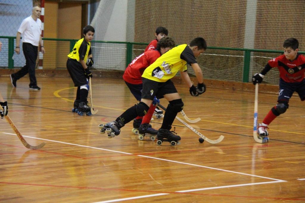 Derrota caseira compromete passagem ao nacional