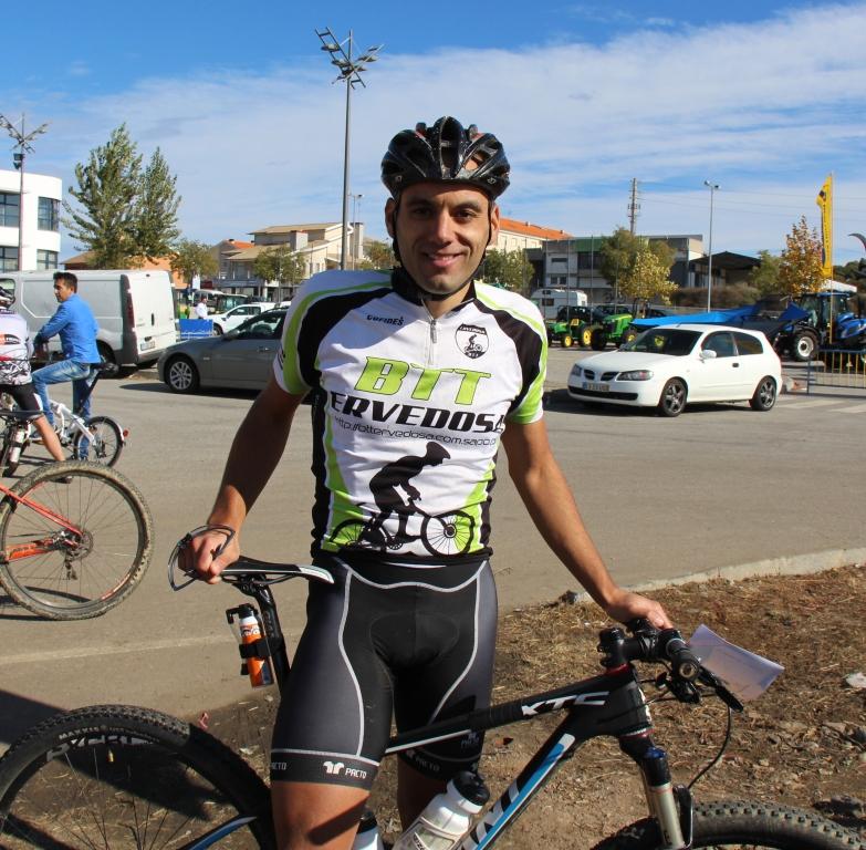 Ovídio Linhas é bicampeão em Master 30