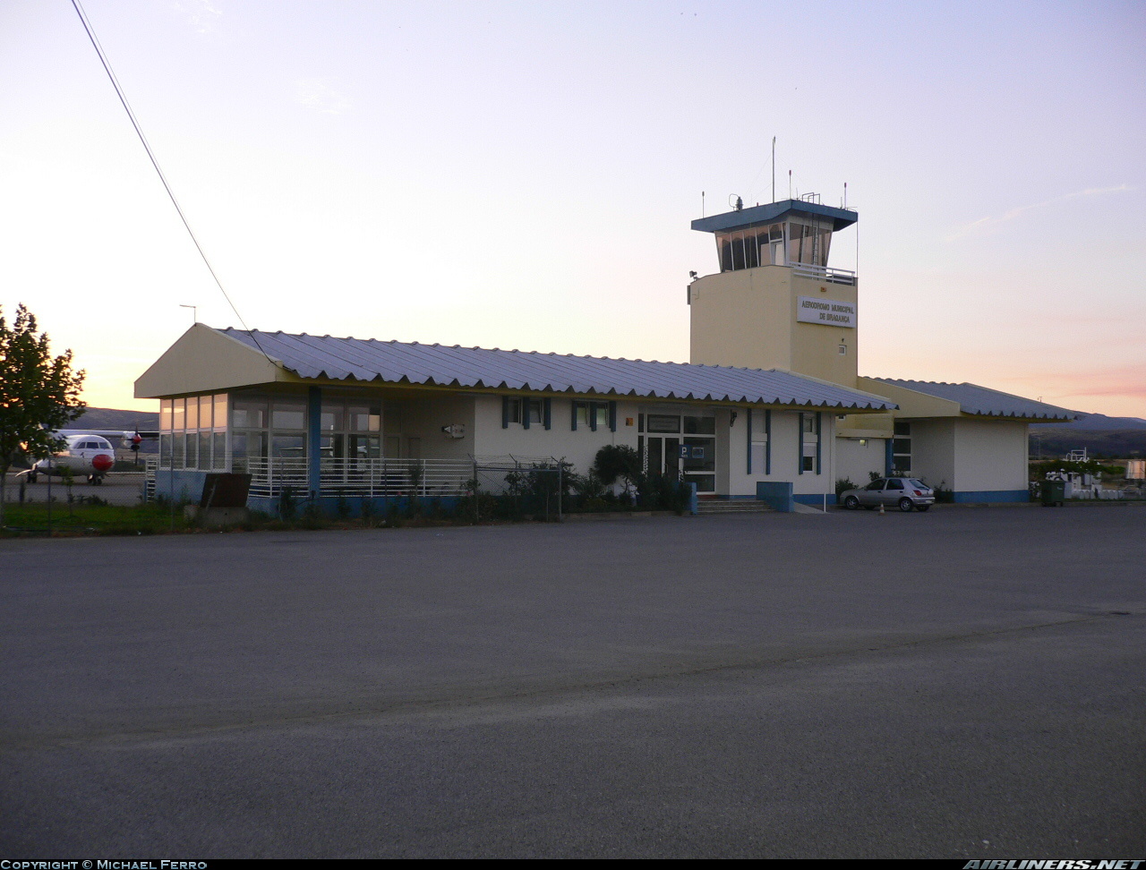 Concurso para ligação aérea lançado em Dezembro