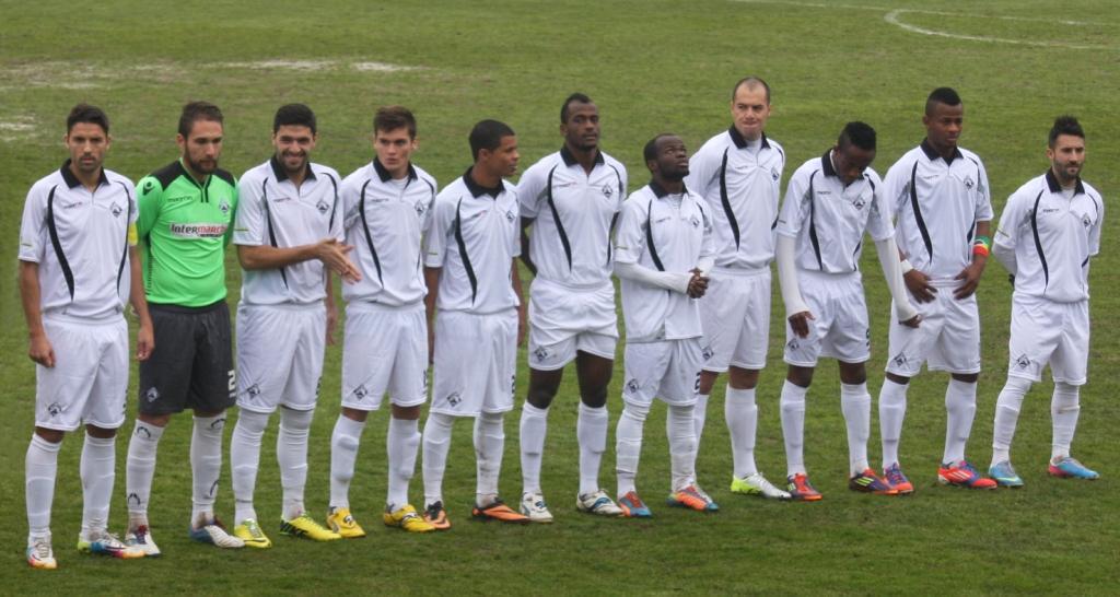 S.C.Mirandela vence Vieira com golos de Rafael Silveira