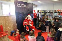 Crianças entregam carta ao pai natal nos CTT