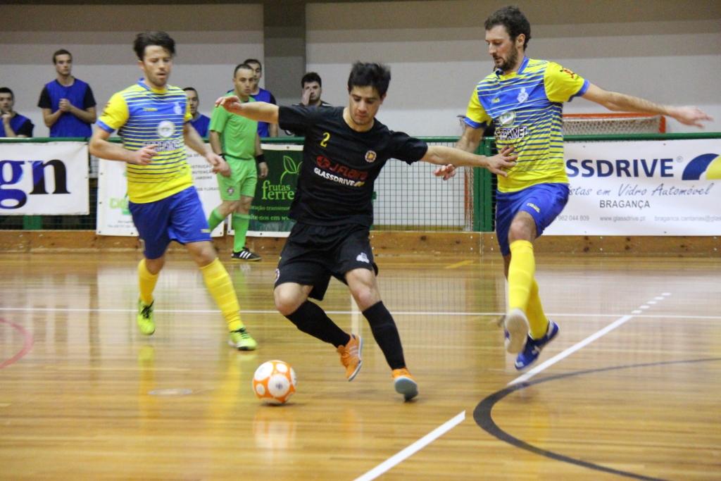 Poneiros/J.Flaire 5 – CDC Priscos 2