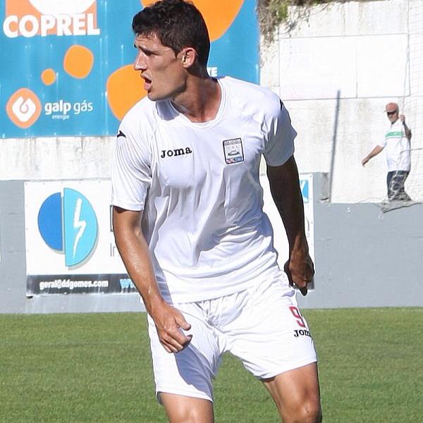 Zaporo reforça linha de ataque do S.C.Mirandela