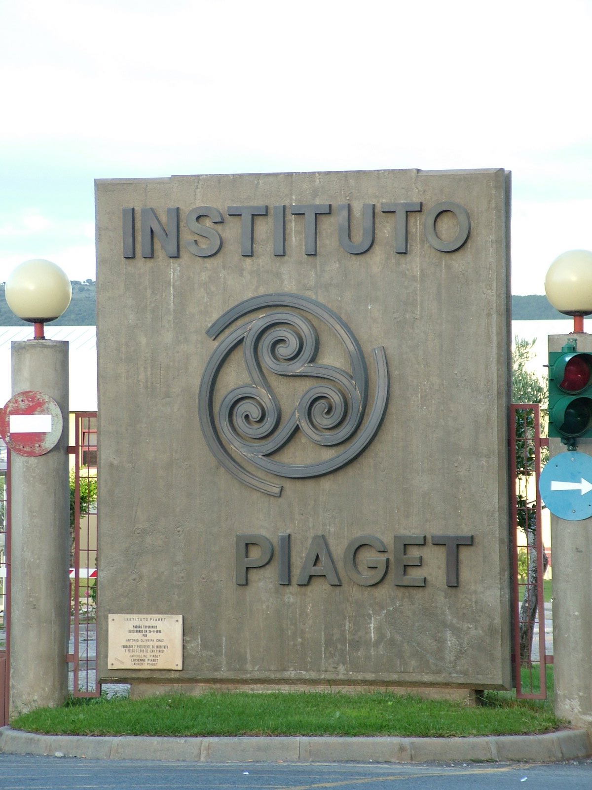 Piaget fecha as portas em Macedo de Cavaleiros