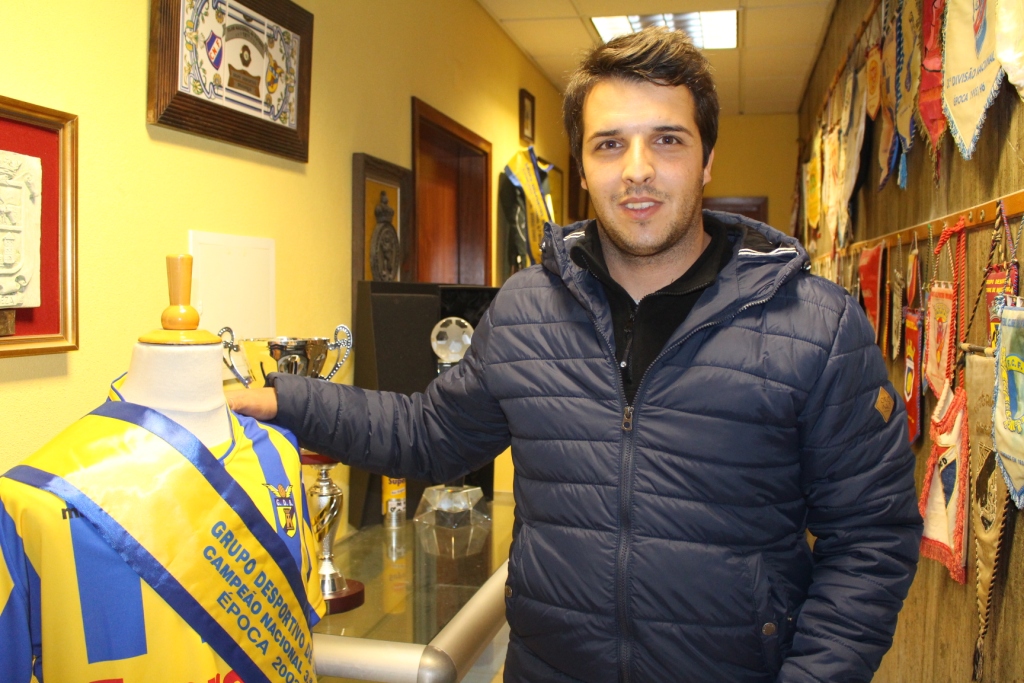 Novo técnico do GDB foi apresentado ontem