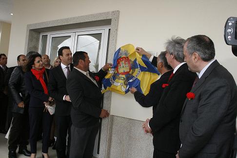 Paredes ganha estrada e Centro de Convívio