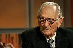 Adriano Moreira nomeado presidente do Conselho Consultivo da ULS