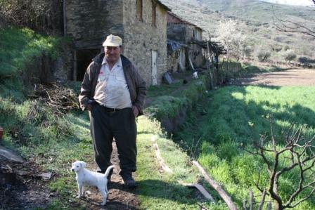 Idoso isolado de Alfaião vai ter uma casa nova na aldeia