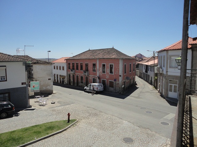 Autarca de Mirandela preocupado com falta de transportes no Verão