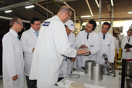 Faurecia investe 45 milhões de euros e cria 500 postos de trabalho até 2017