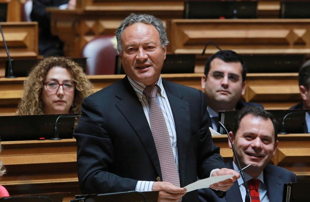 Adão Silva convidado por Passos Coelho para liderar lista por Bragança