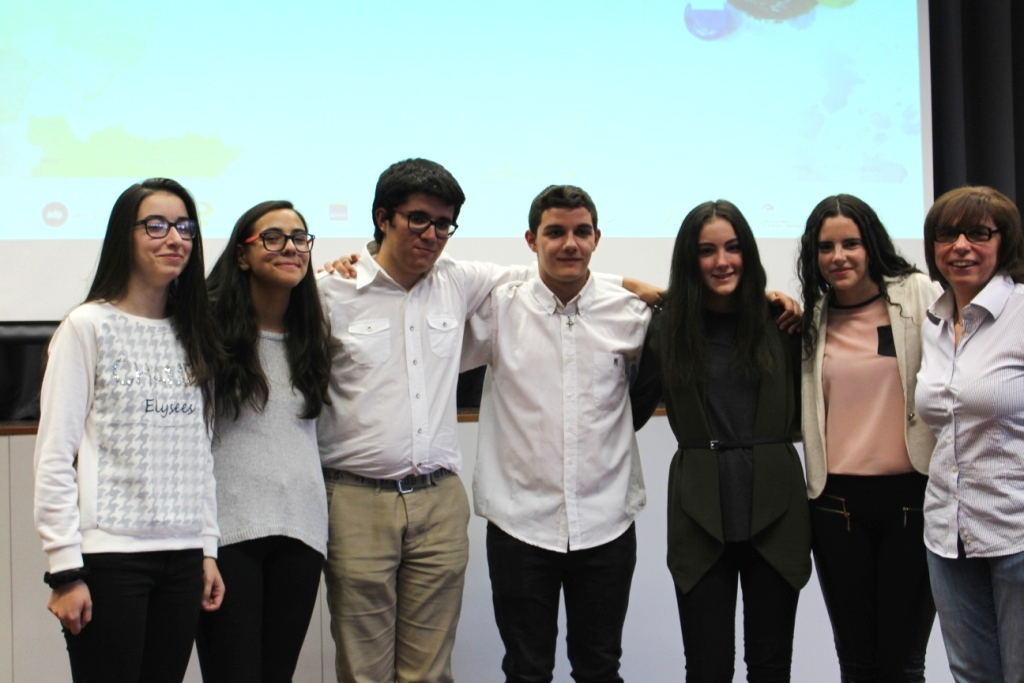 Alunos da Emídio Garcia recebem prémio da EDP por projecto que promove eficiência energética