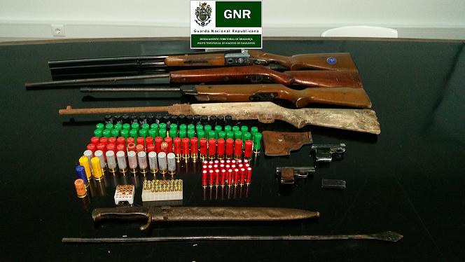 Arsenal apreendido em Travanca