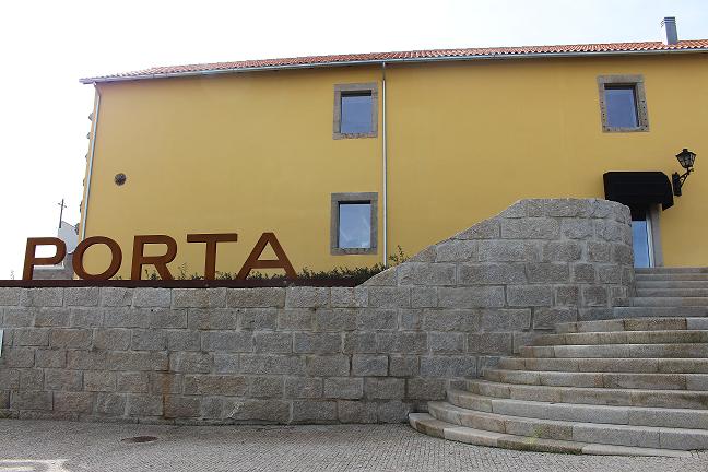 “Porta da Rota da Terra Fria” e novo recinto da feira de Bragança foram inaugurados esta manhã