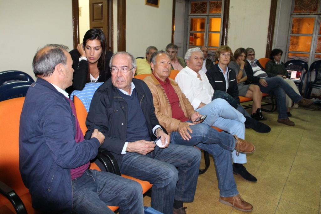 Coligação assegura dois deputados mas perde eleitores