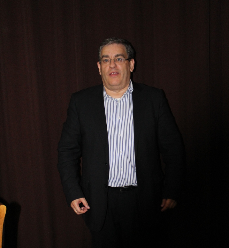 Candidato à SRN da ordem dos enfermeiros denuncia desvalorização dos cuidados de saúde