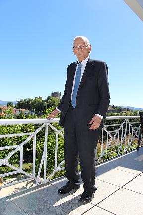 Adriano Moreira defende novo estatuto de interioridade