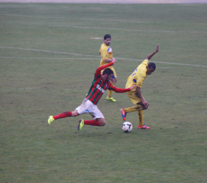 G.D.Bragança vence (2-0) Marítimo B e está mais perto de garantir um lugar na fase de subida
