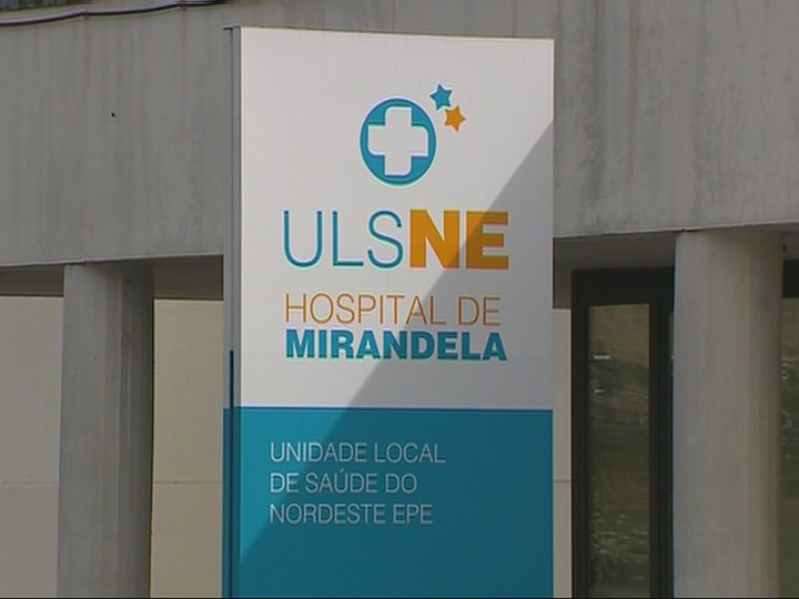 Casal hospitalizado por inalação de gases libertados por salamandra