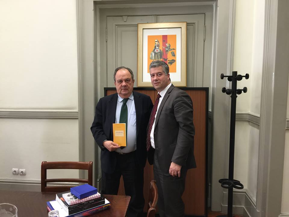 Ministro da Cultura mostra abertura para assinatura da carta Europeia das Línguas Minoritárias