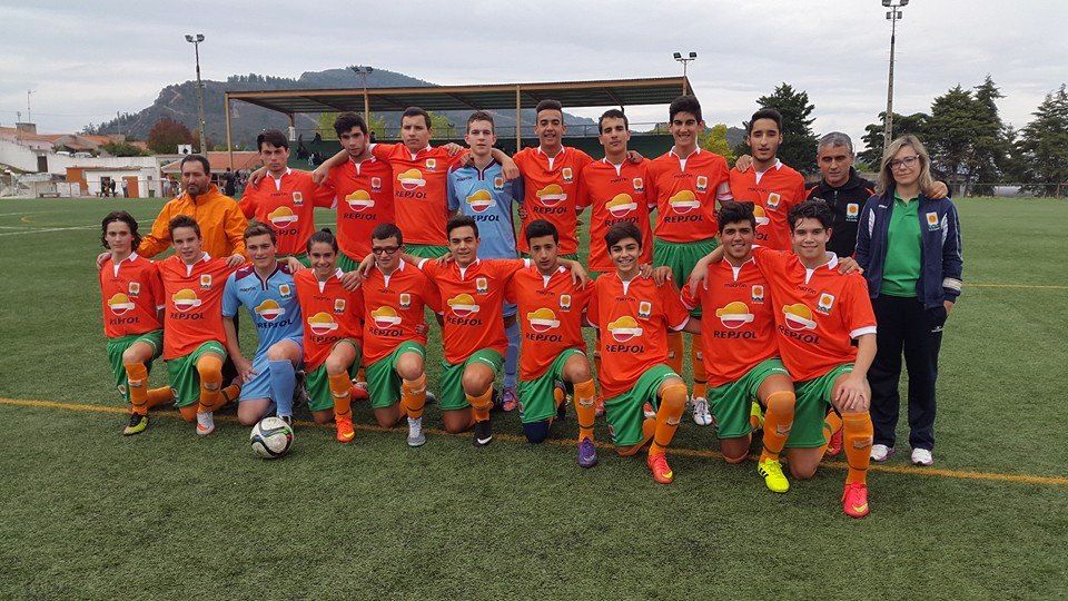 G.D.Cachão conquista título distrital de juvenis