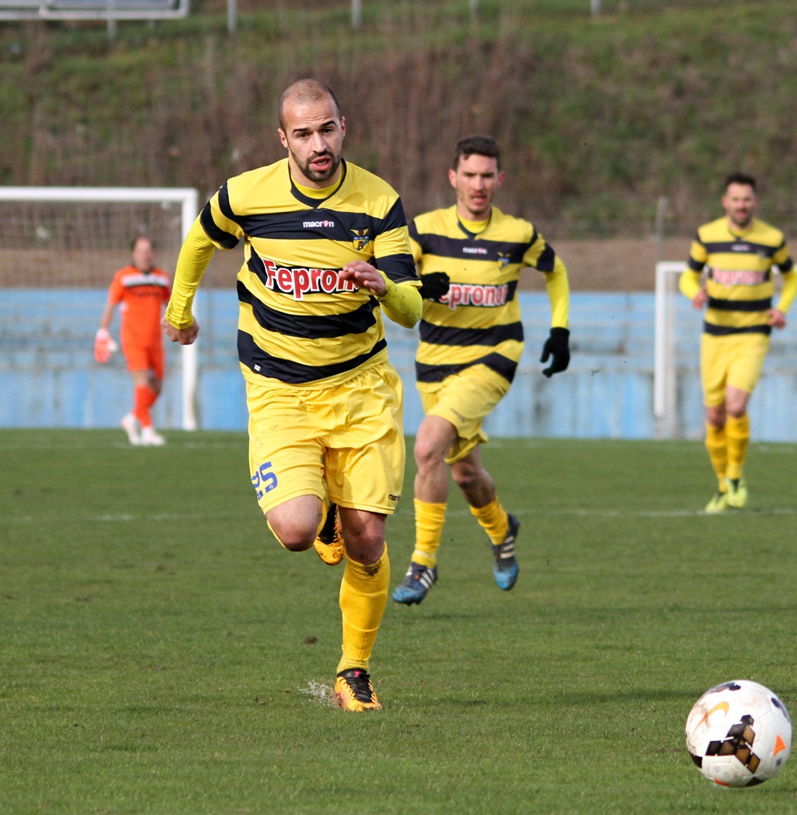 Empate fora de portas mantém GDB colado ao grupo de candidatos à subida