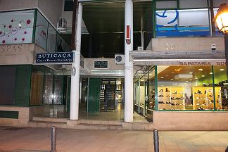 Retirada de caixa multibanco causa constrangimentos aos comerciantes da Rua Alexandre Herculano