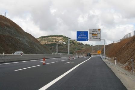 Comissão de utentes da A4 reuniu 6 mil assinaturas contra as portagens