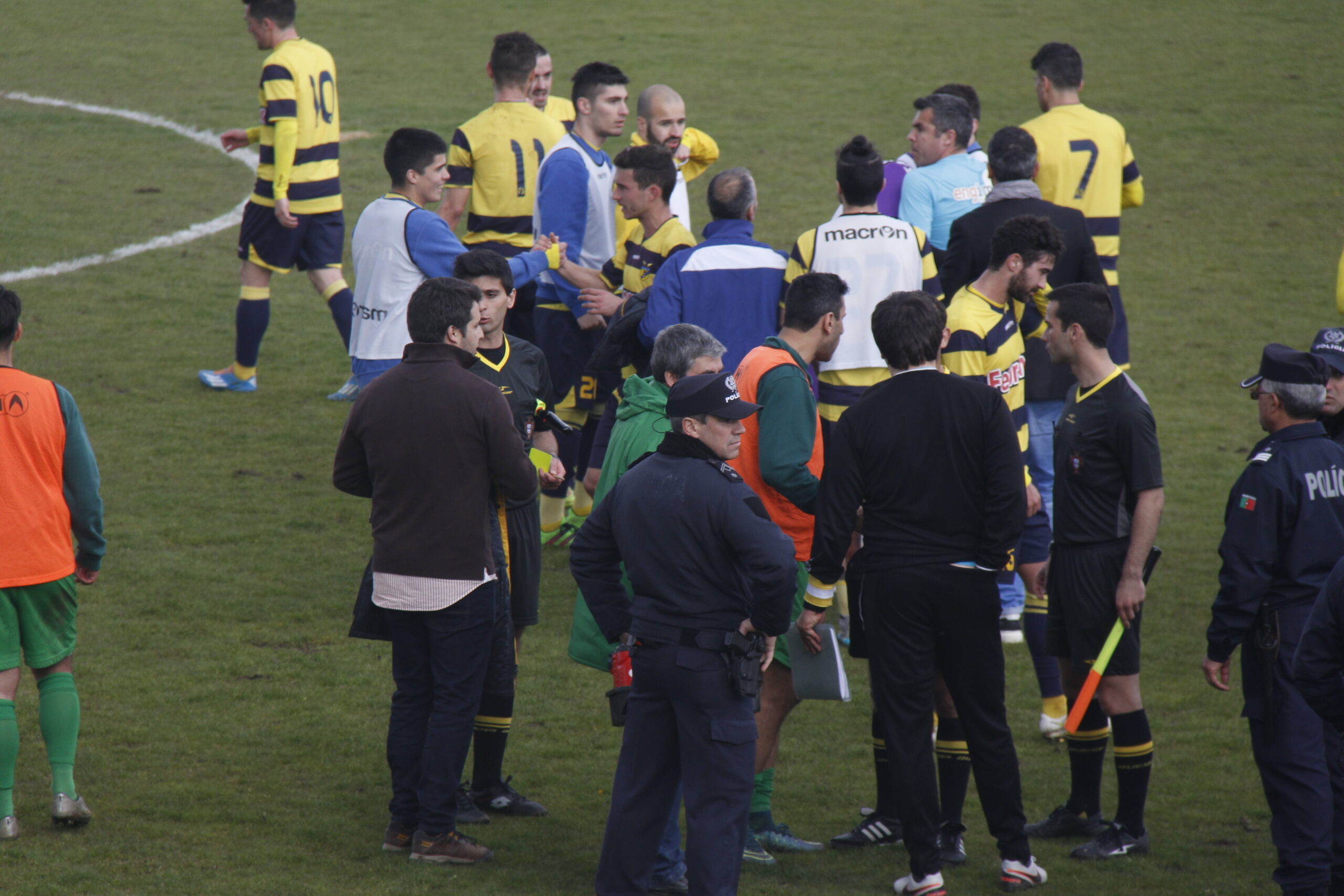 Jogadores do Vilaverdense queixam-se da actuação da polícia
