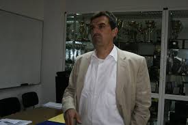 Tribunal decide a favor de António Ramos