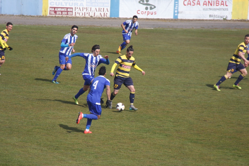 Três jogadores do GDB no onze da jornada