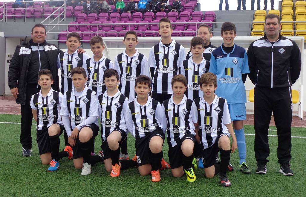 Formação de infantis do S.C.Mirandela conquista título distrital