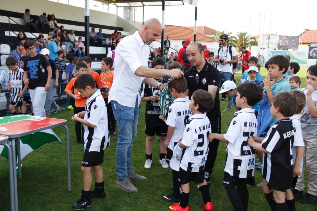 “Por onde passo faço questão de referir as minhas origens”