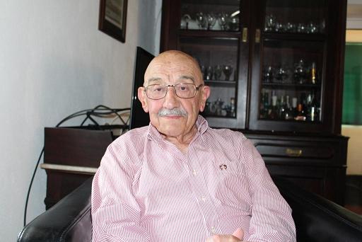 Escritor transmontano Rentes de Carvalho teme que Trás-os-Montes se transforme numa reserva