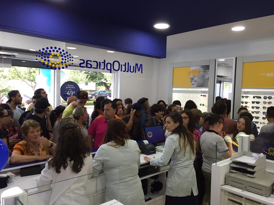 Liga Contra o Cancro de Bragança recebe donativo de 1000 euros da MultiOpticas