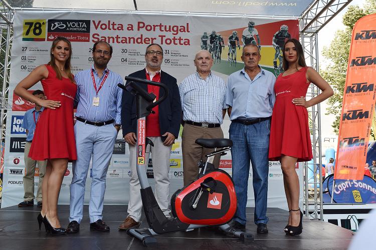 Patrocinador oficial da Volta a Portugal ofereceu bicicletas de fisioterapia à Santa Casa de Bragança e Macedo