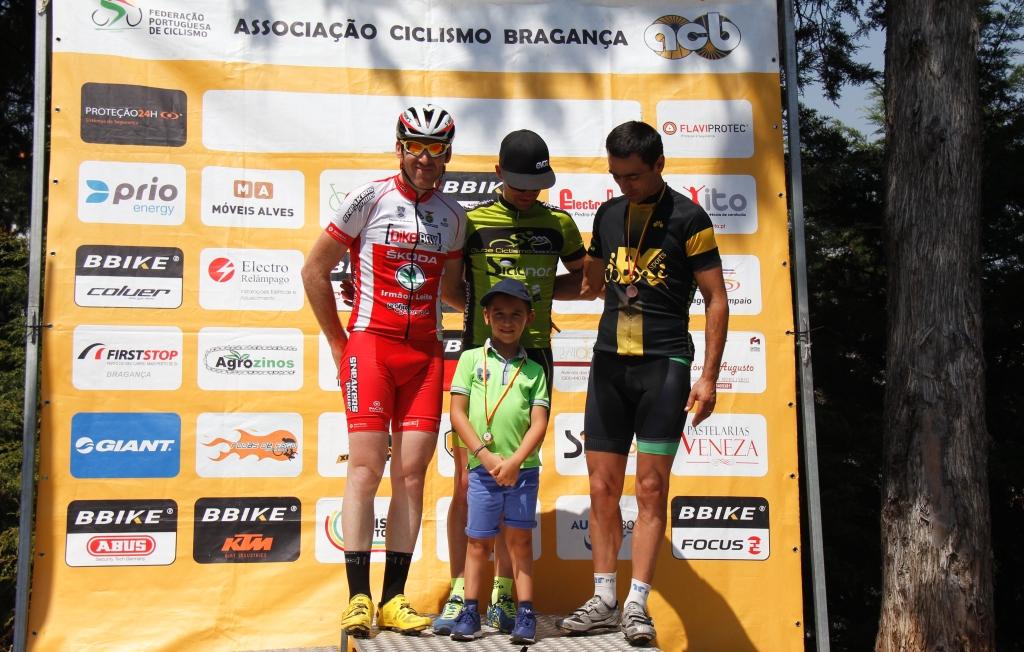 Tiago Neto vence “6 Horas de Bragança” e conquista título regional em Master 30