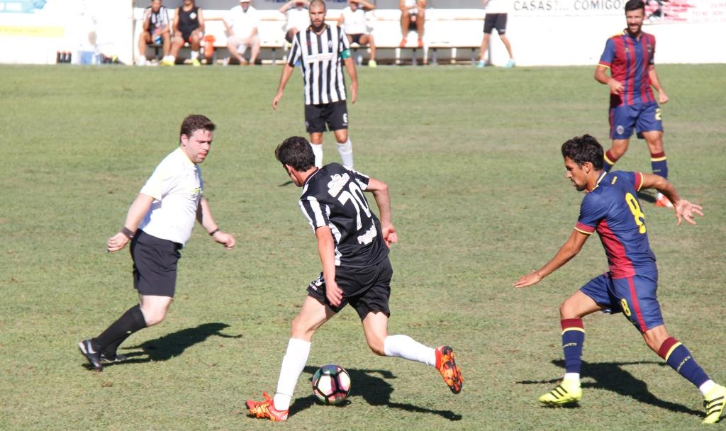 Pedro Monteiro quer reforçar ao sector defensivo