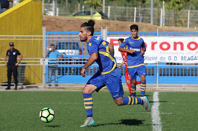 Bragança vence dérbi transmontano