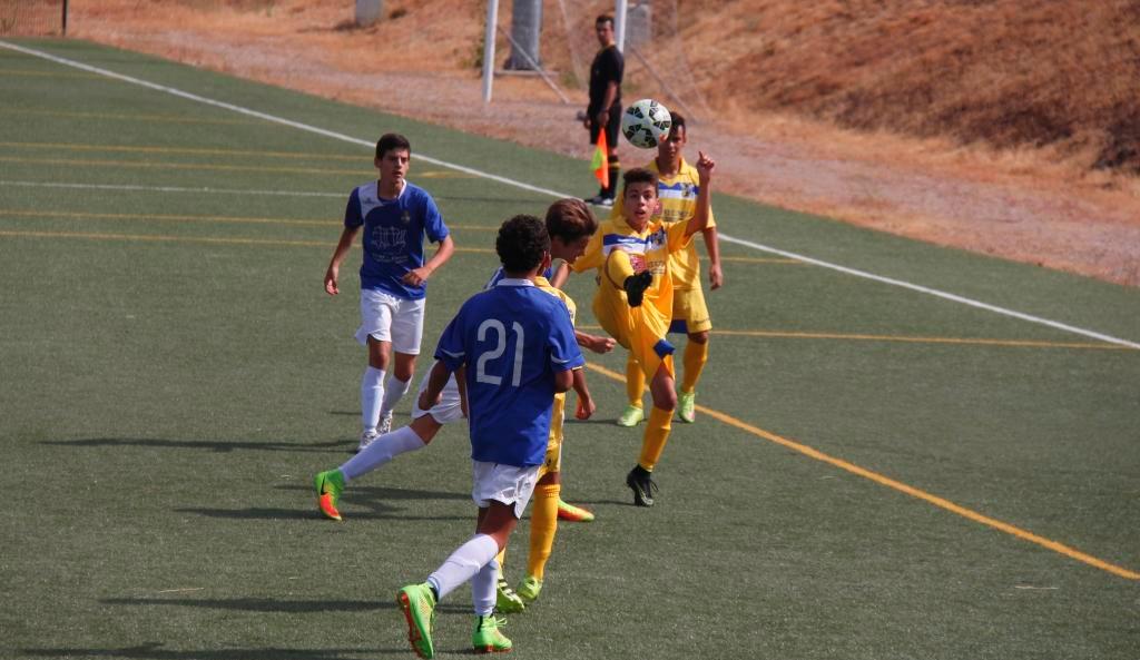 G.D. Bragança perde (0-3) com Vianense na segunda jornada do nacional de iniciados