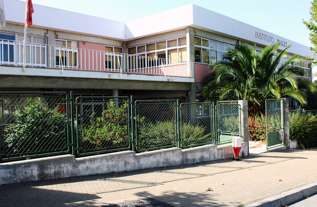 Júlia Rodrigues questiona compra do edifício do Piaget pela câmara Mirandela