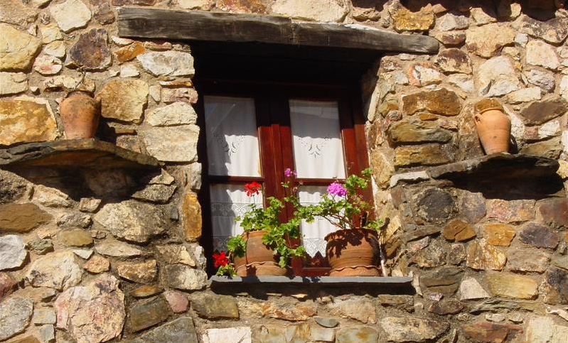 Programa Nacional para a Coesão Territorial promete reabrir serviços no interior