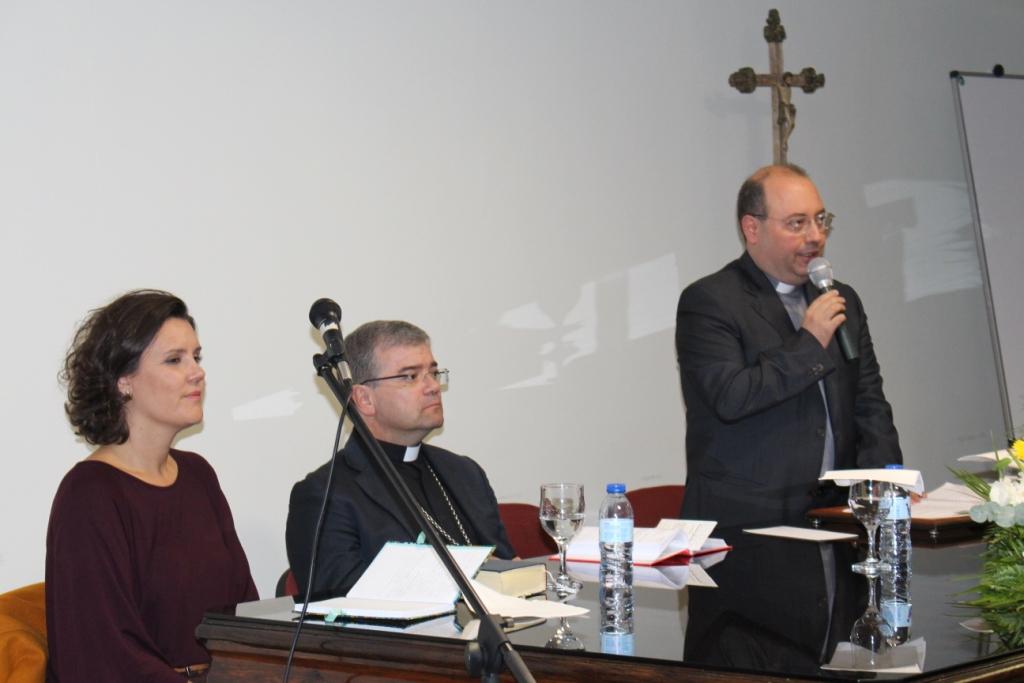 Líder do CDS acusa governo de abandono da agricultura