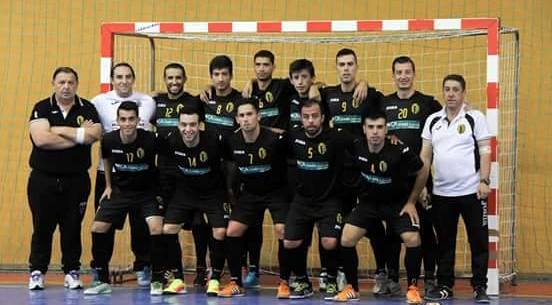 Mogadouro vence e convence