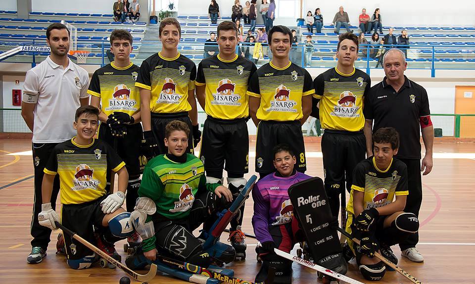 CAB preparado para a discussão do título distrital em sub-15