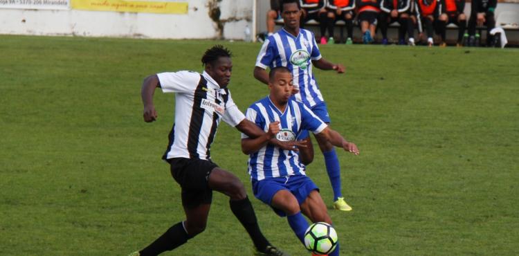 Gil Barbosa e Turé nos lugares cimeiros da lista de melhores marcadores